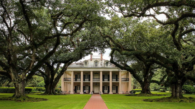 new orleans plantation country - oak alley plantation