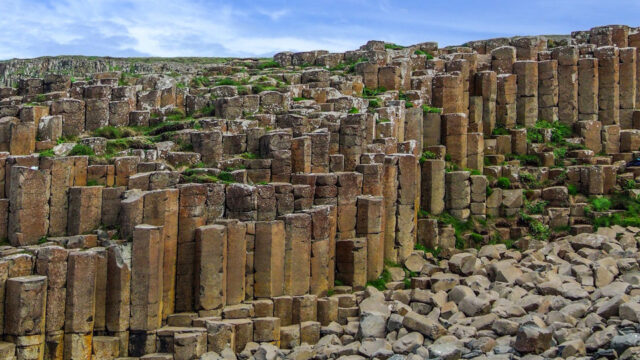 giant's causeway basalt columns northern ireland